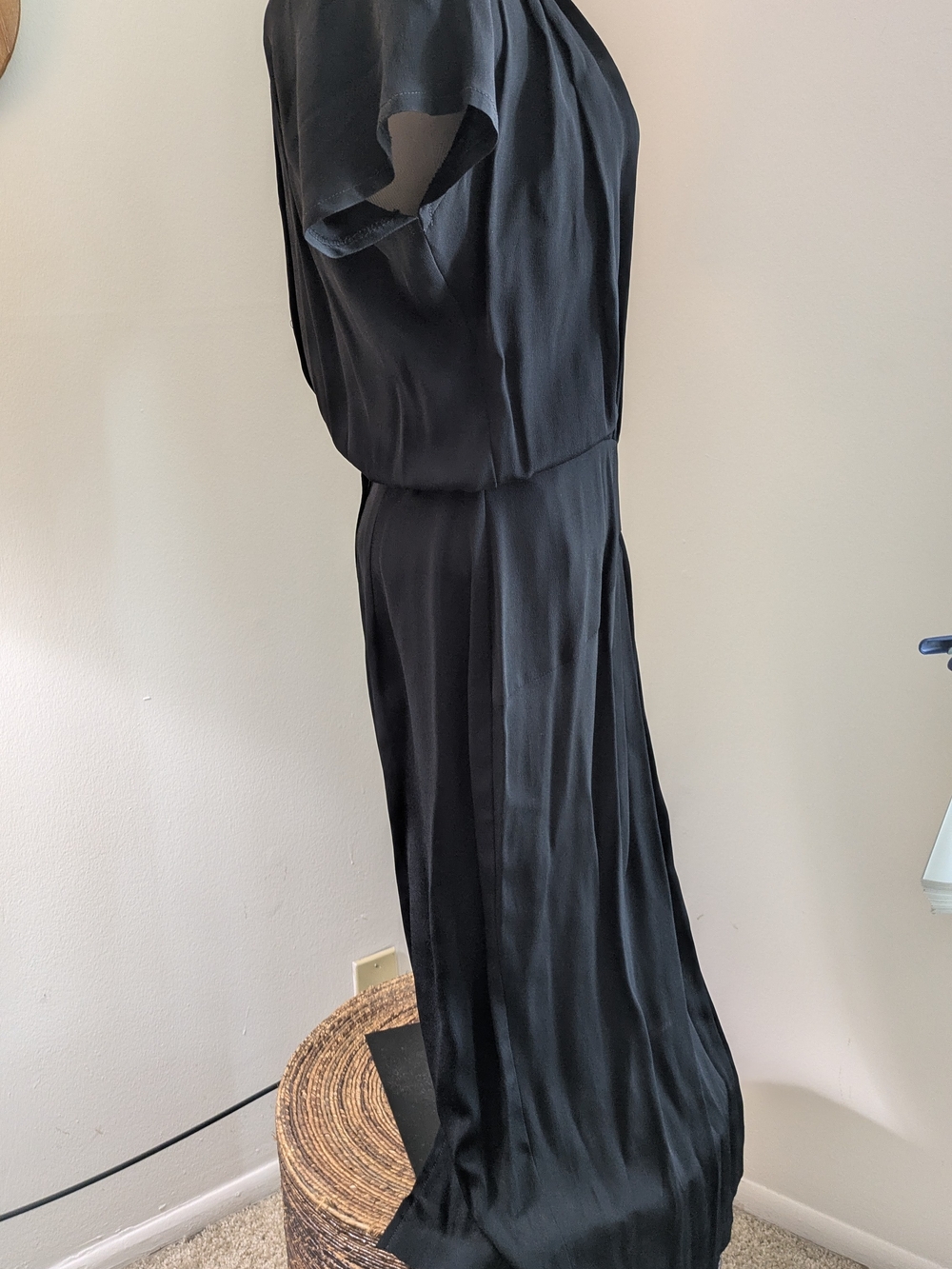 1940s Vintage Phoebe Classic Black Maxi Dress with Decorative Collar - Picture 2 of 10